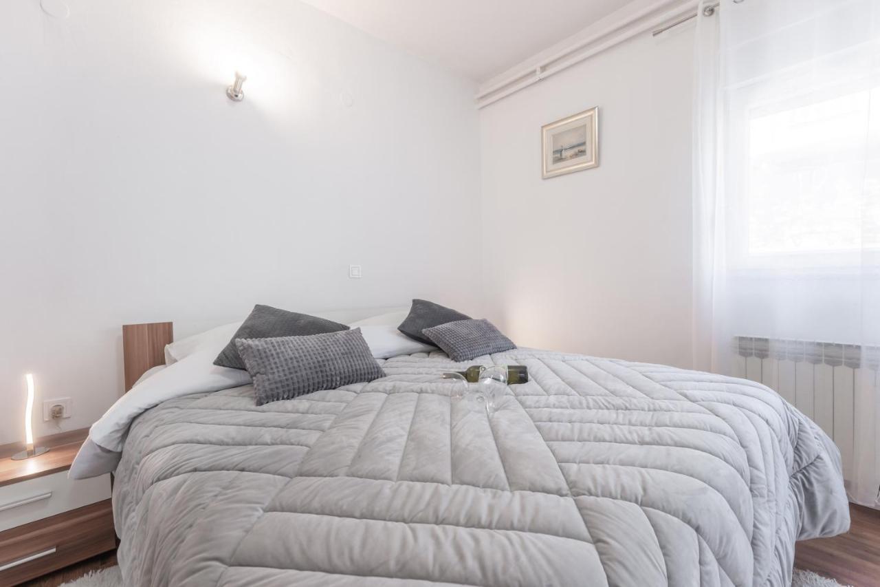 Apartman Lana Vidikovac Zadar Exteriör bild